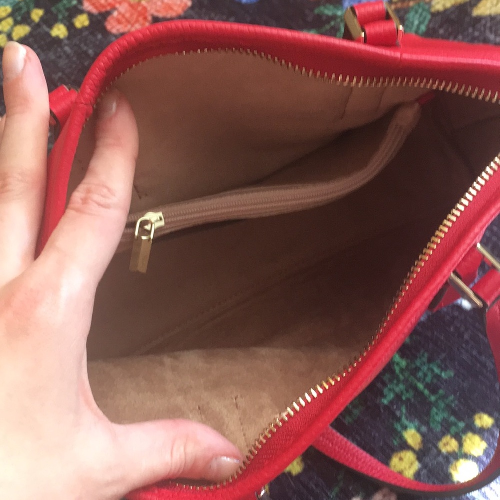 Kate Spade Abbott Small Satchel in Hot Chili - Picture 4 of 6